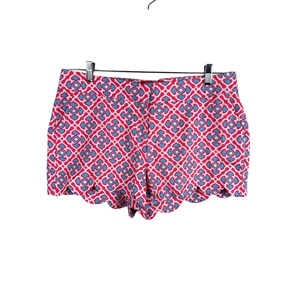 Crown & Ivy Women's Size 14 Petite Pink Scalloped Hem Geometric Medallion Shorts